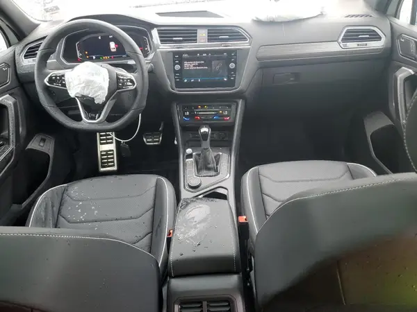 3VV4B7AXXRM177585 2024 VOLKSWAGEN TIGUAN - Image 8