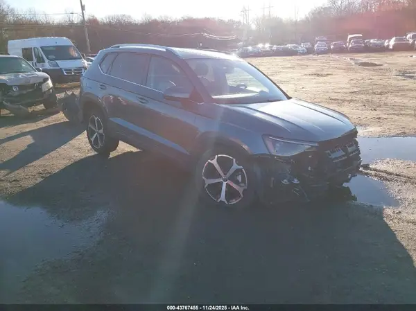 3VV4C7B21SM039231 2025 VOLKSWAGEN TAOS - Image 1