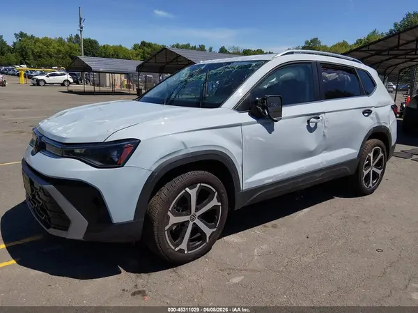 3VV4C7B23SM043586 2025 VOLKSWAGEN TAOS - Image 2