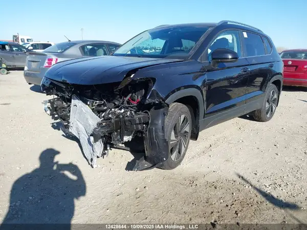 3VV4C7B26TM000846 2026 VOLKSWAGEN TAOS - Image 2