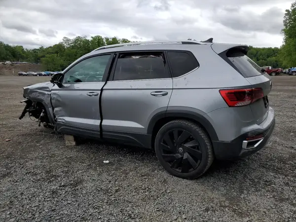 3VV4X7B21RM127646 2024 VOLKSWAGEN TAOS - Image 2
