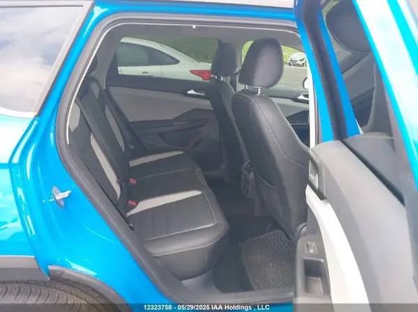 3VV4X7B22PM372291 2023 VOLKSWAGEN TAOS - Image 8