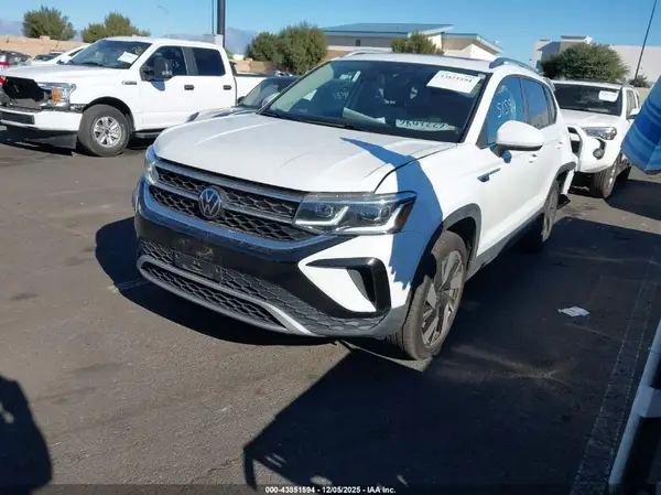 3VV4X7B22RM035901 2024 VOLKSWAGEN TAOS - Image 2