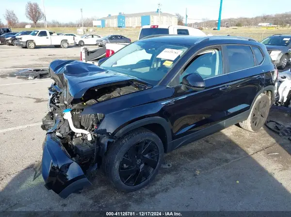 3VV4X7B22RM062144 2024 VOLKSWAGEN TAOS - Image 2