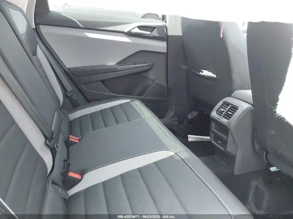 3VV4X7B22RM095614 2024 VOLKSWAGEN TAOS - Image 8