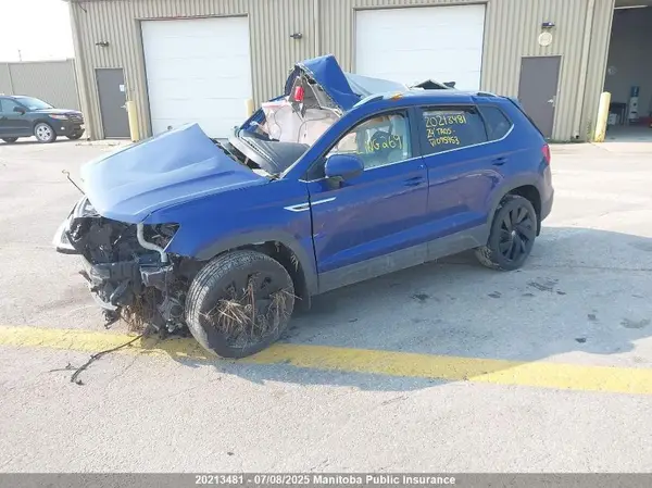 3VV4X7B22RM095953 2024 VOLKSWAGEN TAOS - Image 2