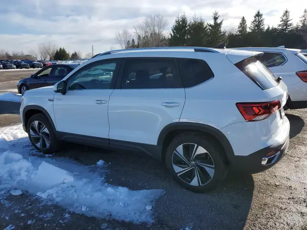 3VV4X7B23RM077722 2024 VOLKSWAGEN TAOS - Image 2