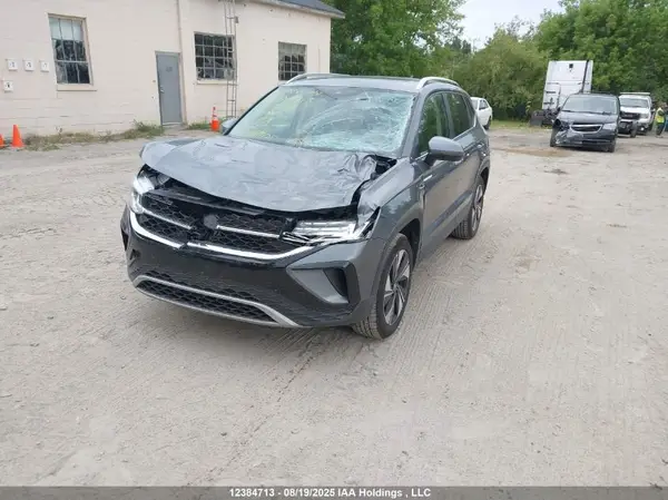 3VV4X7B23RM111254 2024 VOLKSWAGEN TAOS - Image 2