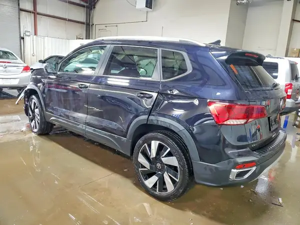 3VV4X7B25RM100367 2024 VOLKSWAGEN TAOS - Image 2