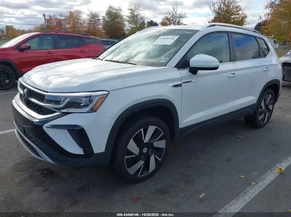 3VV4X7B25RM131568 2024 VOLKSWAGEN TAOS - Image 2