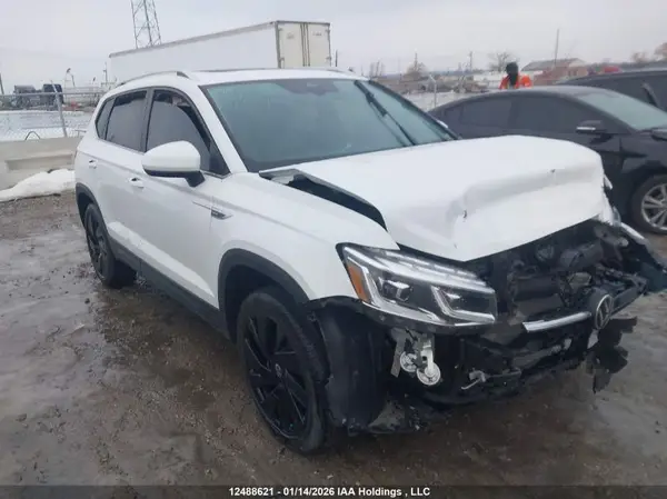 3VV4X7B26RM096569 2024 VOLKSWAGEN TAOS - Image 1