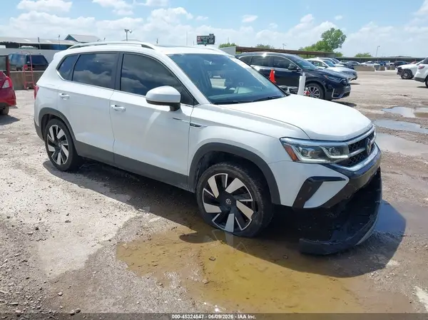 3VV4X7B27RM060275 2024 VOLKSWAGEN TAOS - Image 1