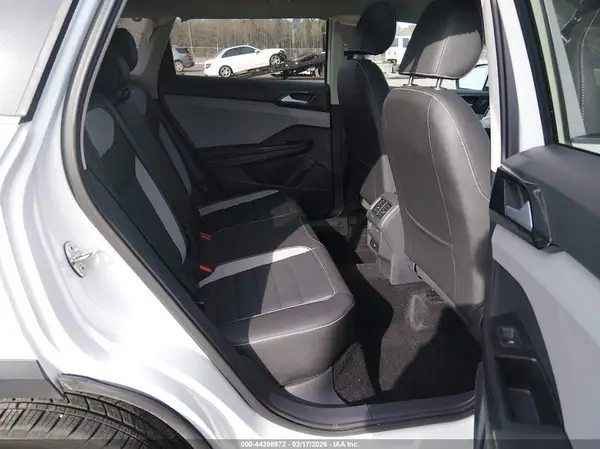 3VV4X7B28RM089350 2024 VOLKSWAGEN TAOS - Image 8