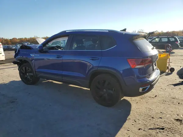 3VV4X7B28RM091065 2024 VOLKSWAGEN TAOS - Image 2