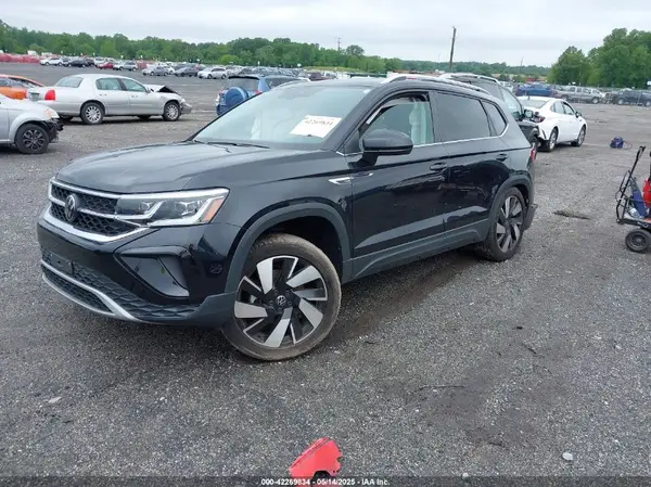 3VV4X7B29RM036589 2024 VOLKSWAGEN TAOS - Image 2