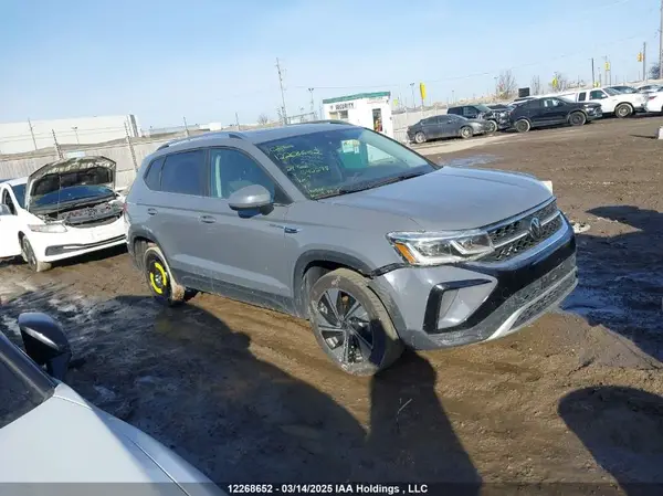 3VV4X7B29RM042277 2024 VOLKSWAGEN TAOS - Image 1