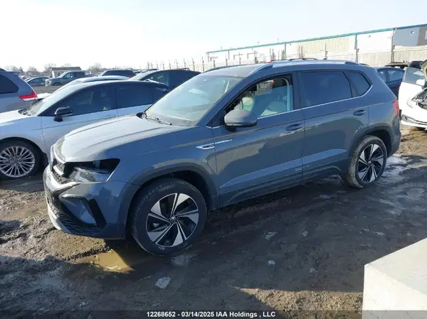 3VV4X7B29RM042277 2024 VOLKSWAGEN TAOS - Image 2