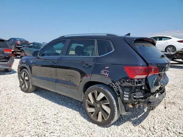 3VV4X7B29RM081595 2024 VOLKSWAGEN TAOS - Image 2