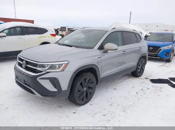 3VV4X7B2XRM077667 2024 VOLKSWAGEN TAOS - Image 2