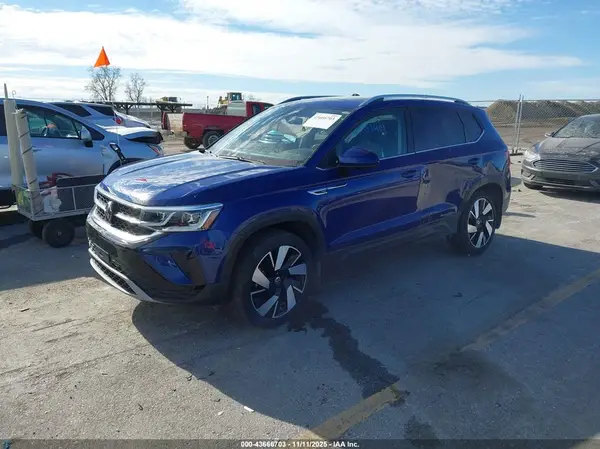 3VV4X7B2XRM080195 2024 VOLKSWAGEN TAOS - Image 2