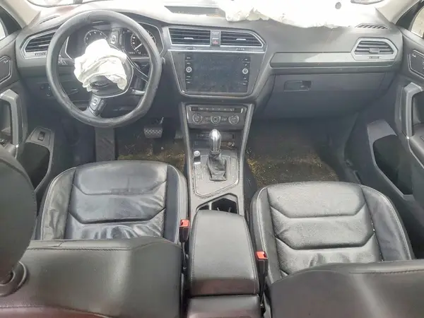 3VV5B7AX0JM002058 2018 VOLKSWAGEN TIGUAN - Image 8