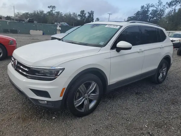 3VV5B7AX0JM120238 2018 VOLKSWAGEN TIGUAN - Image 1