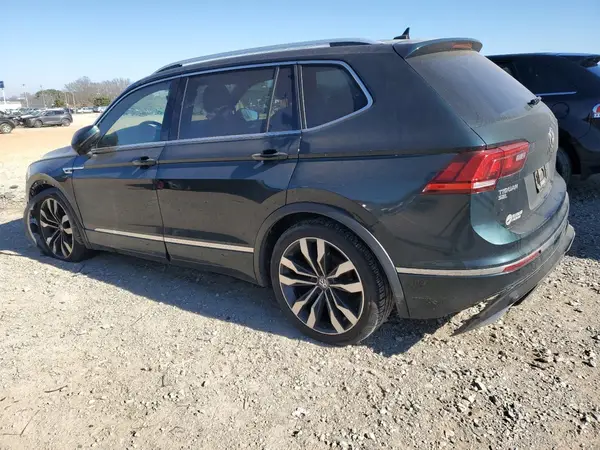 3VV5B7AX0JM135337 2018 VOLKSWAGEN TIGUAN - Image 2