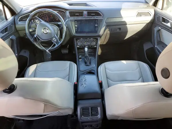 3VV5B7AX2JM004524 2018 VOLKSWAGEN TIGUAN - Image 8