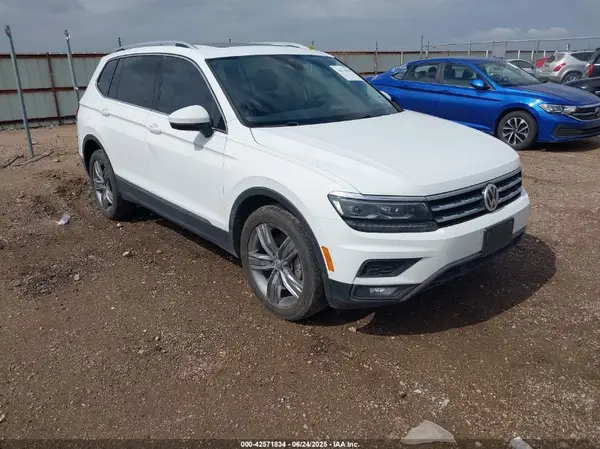 3VV5B7AX3JM097702 2018 VOLKSWAGEN TIGUAN - Image 1
