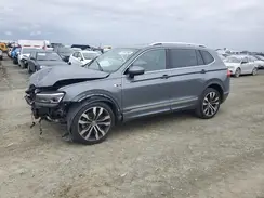3VV5B7AX4JM159172 2018 VOLKSWAGEN TIGUAN