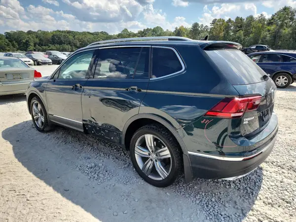 3VV5B7AX4JM220407 2018 VOLKSWAGEN TIGUAN - Image 2