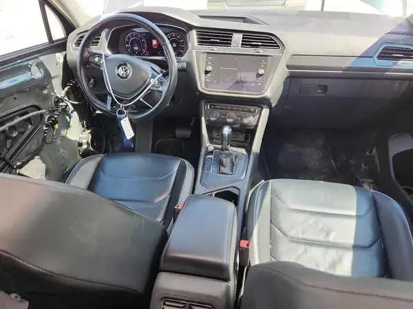 3VV5B7AX4JM220407 2018 VOLKSWAGEN TIGUAN - Image 8