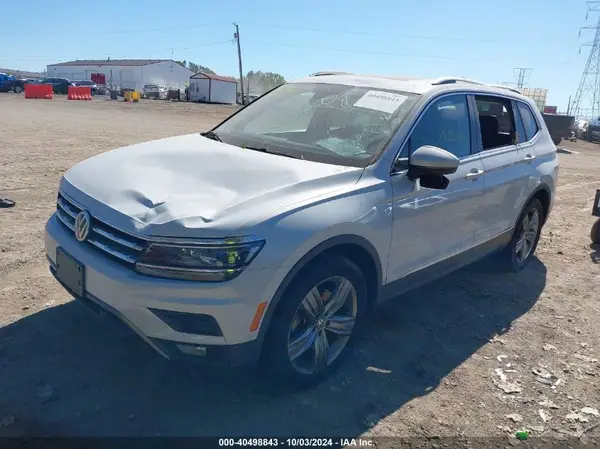 3VV5B7AX5JM004713 2018 VOLKSWAGEN TIGUAN - Image 2