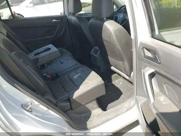 3VV5B7AX5JM004713 2018 VOLKSWAGEN TIGUAN - Image 8