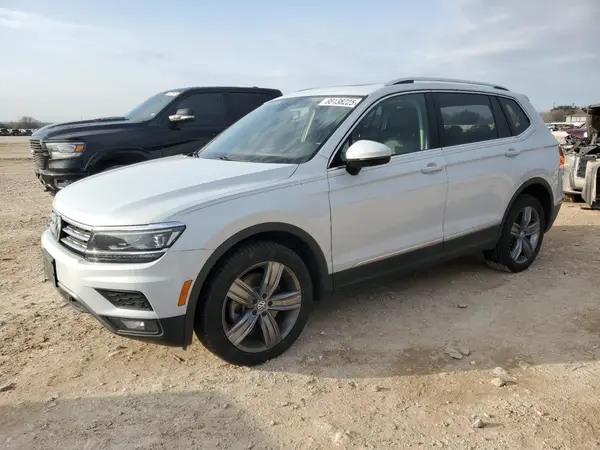 3VV5B7AX6JM156841 2018 VOLKSWAGEN TIGUAN - Image 1