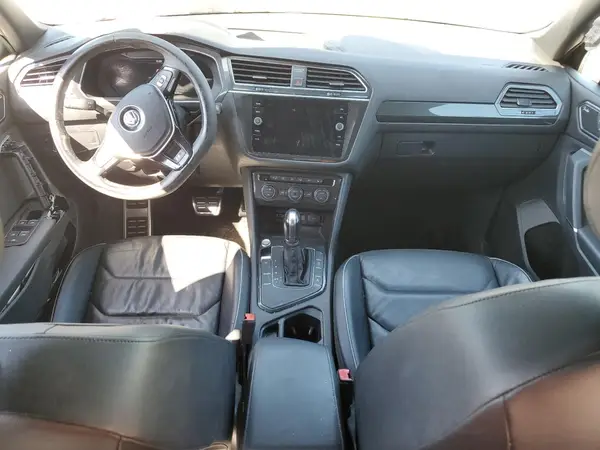 3VV5B7AX6JM185417 2018 VOLKSWAGEN TIGUAN - Image 8