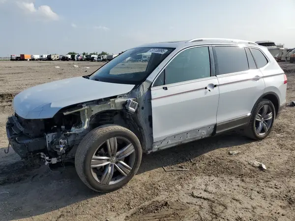 3VV5B7AX6JM220053 2018 VOLKSWAGEN TIGUAN - Image 1