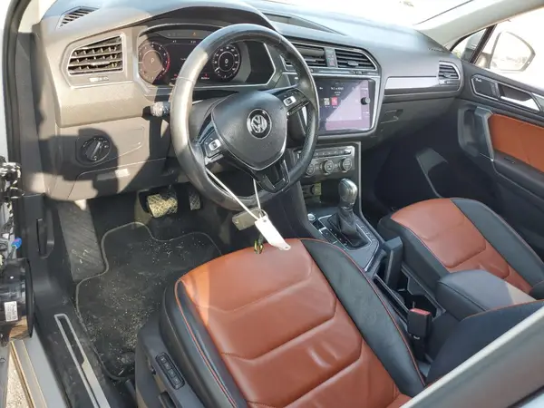 3VV5B7AX6JM220053 2018 VOLKSWAGEN TIGUAN - Image 8