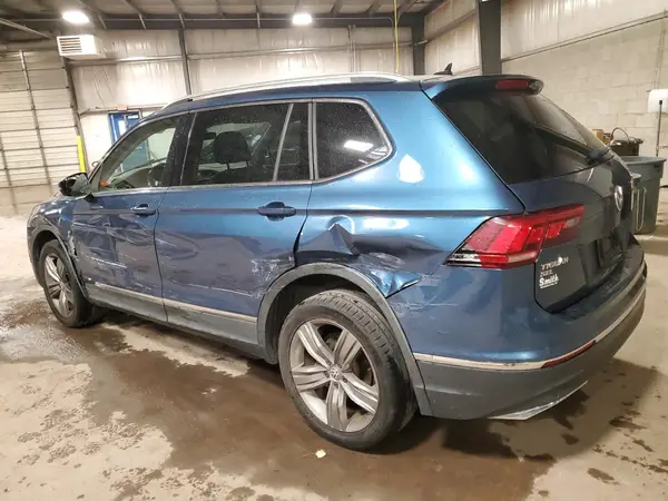3VV5B7AX7JM004230 2018 VOLKSWAGEN TIGUAN - Image 2
