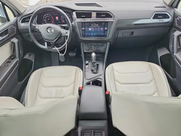 3VV5B7AX8JM045126 2018 VOLKSWAGEN TIGUAN - Image 8