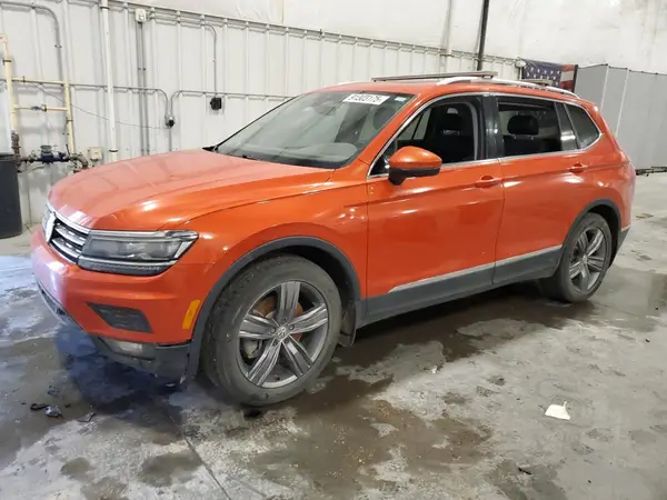 3VV5B7AX8JM192448 2018 VOLKSWAGEN TIGUAN - Image 1