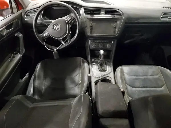 3VV5B7AX8JM192448 2018 VOLKSWAGEN TIGUAN - Image 8