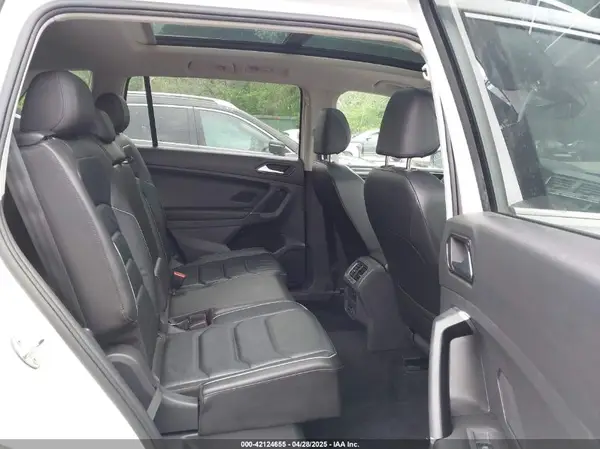 3VV5B7AX9JM003158 2018 VOLKSWAGEN TIGUAN - Image 8