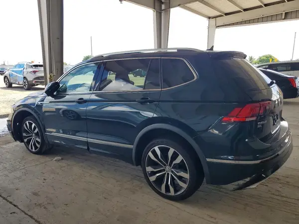3VV5B7AX9JM186139 2018 VOLKSWAGEN TIGUAN - Image 2