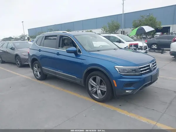 3VV5B7AXXJM002794 2018 VOLKSWAGEN TIGUAN - Image 1