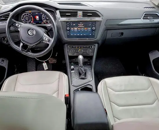 3VV5B7AXXJM063689 2018 VOLKSWAGEN TIGUAN - Image 8