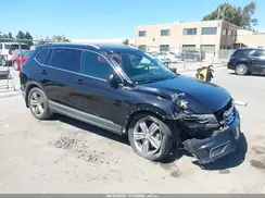 3VV5B7AXXJM174226 2018 VOLKSWAGEN TIGUAN