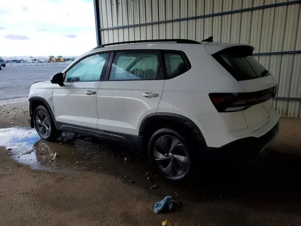 3VV5C7B20SM033490 2025 VOLKSWAGEN TAOS - Image 2