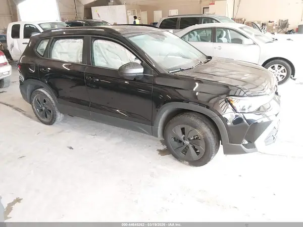 3VV5C7B22SM011586 2025 VOLKSWAGEN TAOS - Image 1
