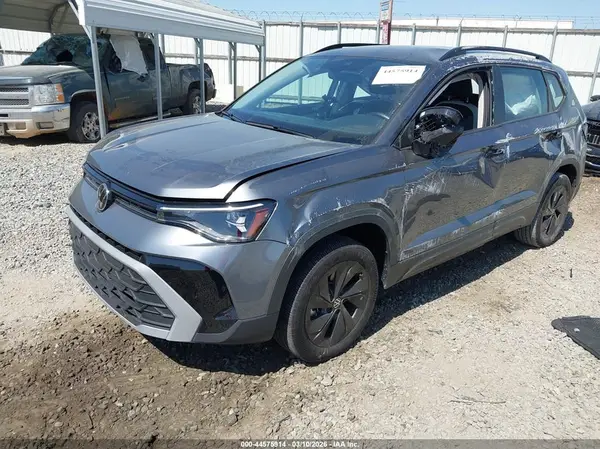 3VV5C7B22SM014164 2025 VOLKSWAGEN TAOS - Image 2